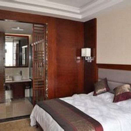 Kunming Begonia Hotel Екстер'єр фото